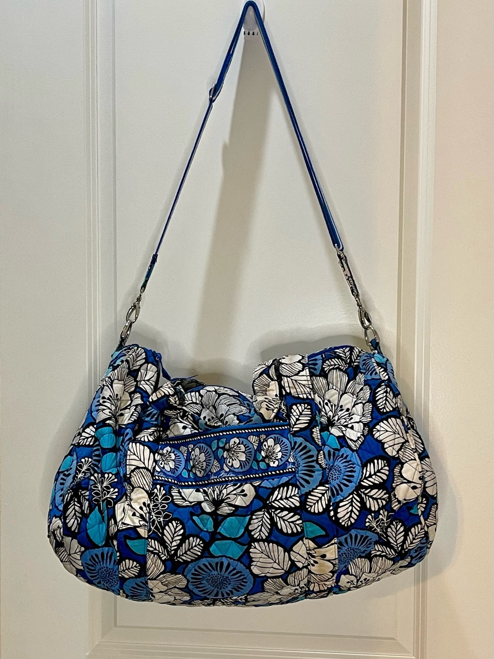 Vera Bradley Blue Floral Quilted Weekender Large Duffel Bag with Strap
